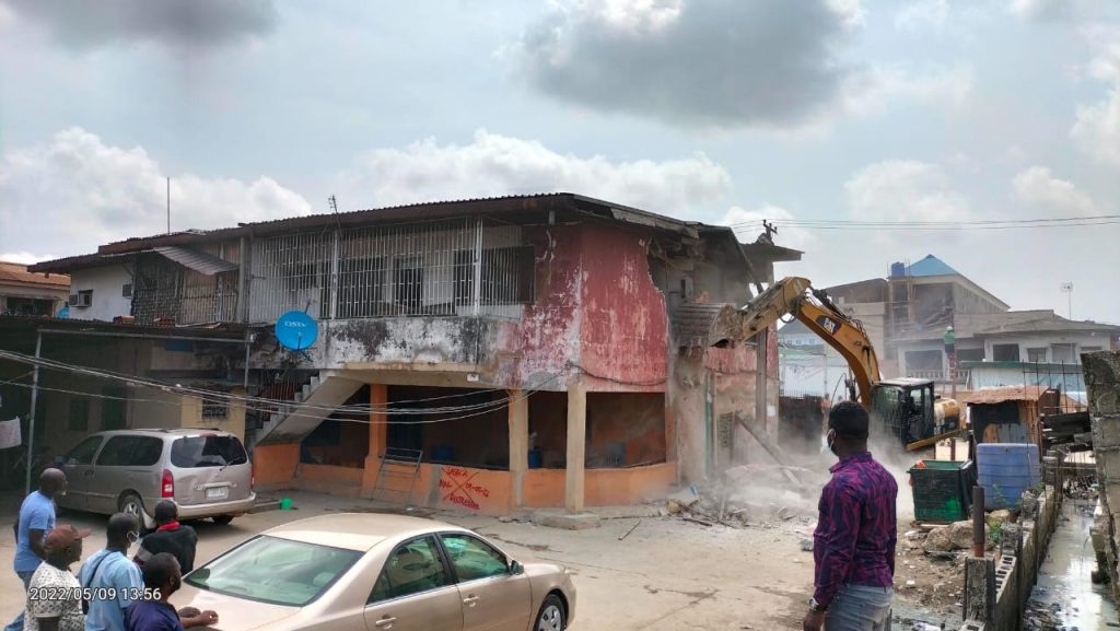 LASBCA DEMOLISHES DISTRESSED BUILDING IN EBUTE-METTA, MARKS SEVERAL OTHERS FOR DEMOLITION 